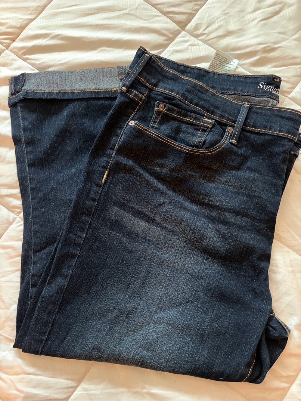 Levi's Dark Blue Women's Jeans